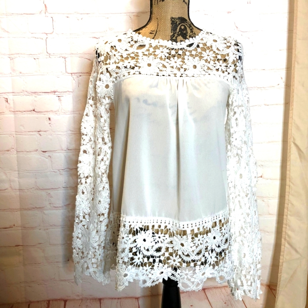 White Long Sleeve Chiffon Lace Blouse